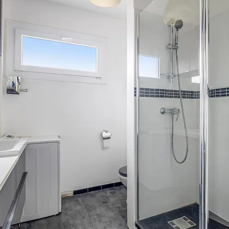 Apartamento And Modern Flat With Balcony And Parking In - Welkeys Burdeos